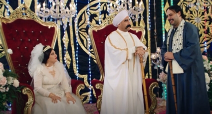 أحمد مكي ورحمة أحمد وحاتم صلاح في مشهد فرح الكبير