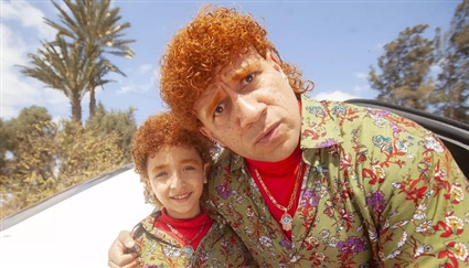 أحمد مكي والطفل يوسف صلاح من كواليس الكبير 6