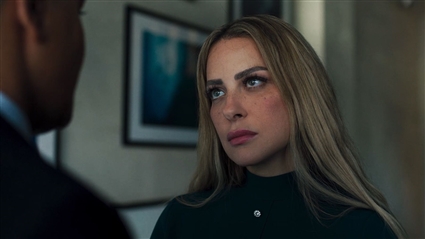 ريم مصطفى في دور كاميليا في سوتس بالعربي