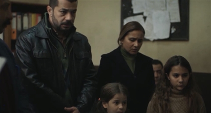 مشهد من الحلقة 12 من فاتن أمل حربي