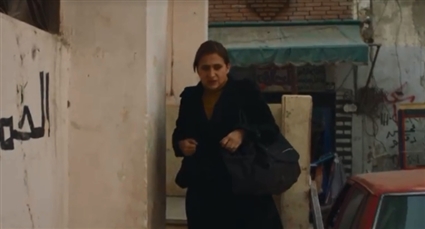 نيللي كريم في مشهد من فاتن أمل حربي