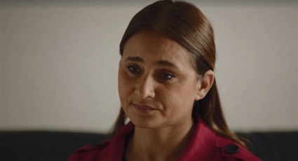 نيللي كريم في مشهد من فاتن أمل حربي