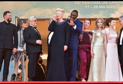 صورة لنيقولا معوض على السجادة الحمراء