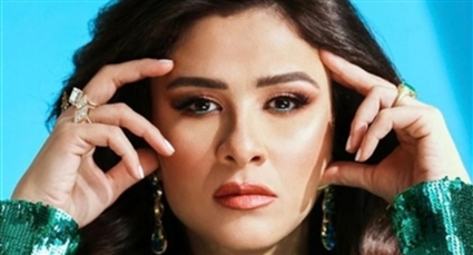 ياسمين عبد العزيز