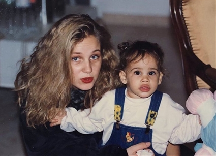 شيرين رضا وابنتها