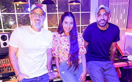 محمد يحيى وبلقيس وحمدي بدر