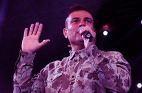 غنى عددا كبيرا من أغنياته الشهيرة