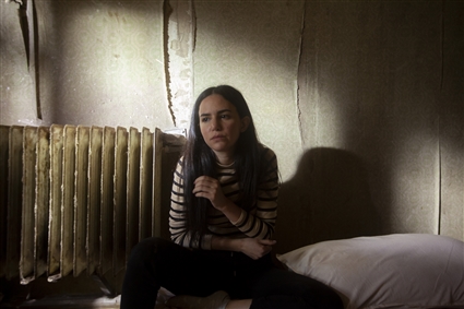 ركين سعد خلال تصوير مشهد من المسلسل 