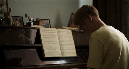 فيلم خبز وملح