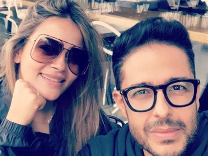 حماقي وزوجته