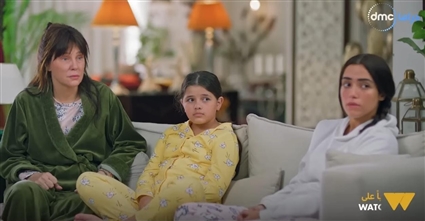 شيرين رضا وبناتها