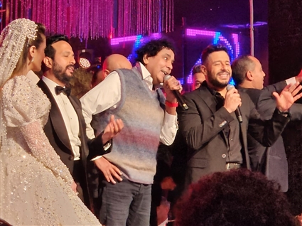 محمد منير وحماقي