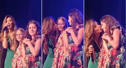 نانسي عجرم والأطفال في حفلها