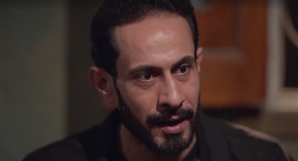 علاء حسني في مشهد من سره الباتع