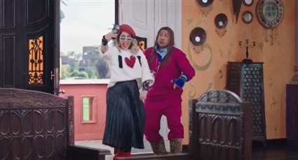 أحمد مكي وأيتن عامر