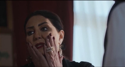 وفاء عامر في مشهد من حضرة العمدة