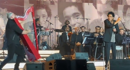 محمد منير وفيكتور إسبينولا 