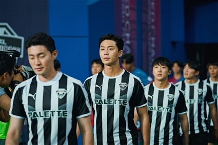#السهرة_الرياضية – مجموعة من المشردين يسعون وراء كأس العالم لكرة القدم في الفيلم الكوري Dream