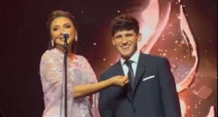 أنغام وابنها عبد الرحمن