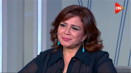 بكاء إلهام شاهين
