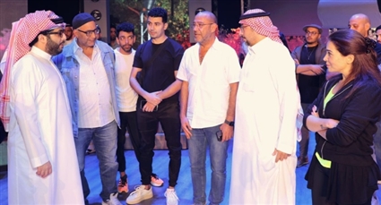 مي عز الدين وبيومي فؤاد ومحمد أنور وأشرف عبد الباقي في بروفات زواج اصطناعي