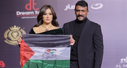 ياسمين عبد العزيز وأحمد العوضي