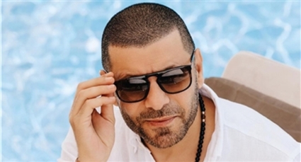 إياد نصار في أصحاب ولا أعز