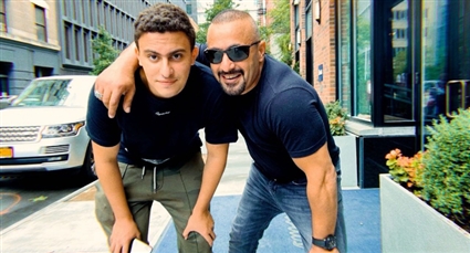 أحمد السقا وابنه