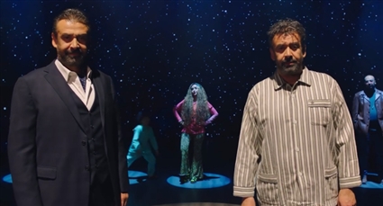 كريم عبد العزيز وهنا الزاهد وأبطال مسرحية الباشا