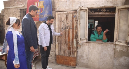 (الكابتن) يحاول تحقيق طلب (سحر) ويساعد شقيقها