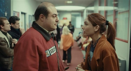 الشقيقان إيرينى وعمر فى أحد مشاهد الفيلم