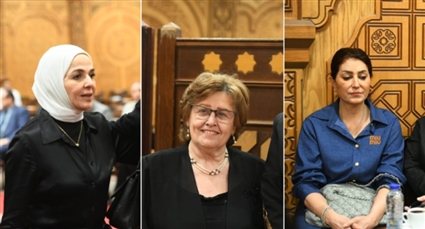 سوزان حسن ووفاء عامر ومنى عبد الغني