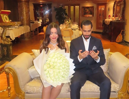 حسن الديب وعروسته