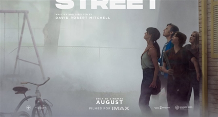 بوستر فيلم The End of Oak Street