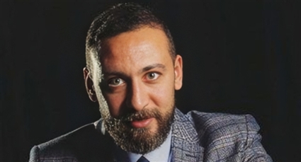 عابد عناني