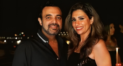 عمرو محمود ياسين وزوجته الإعلامية آيات أباظة