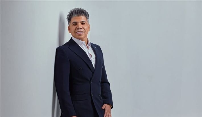 عمر كمال