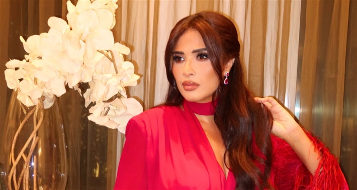 ياسمين عبد العزيز