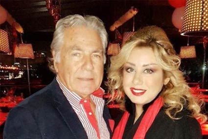 مصطفى فهمي‎ وزوجته فاتن موسى.