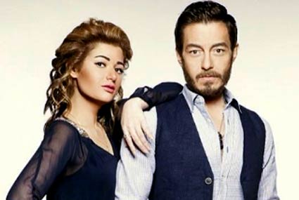 الممثل أحمد زاهر وزوجته هدى زاهر 