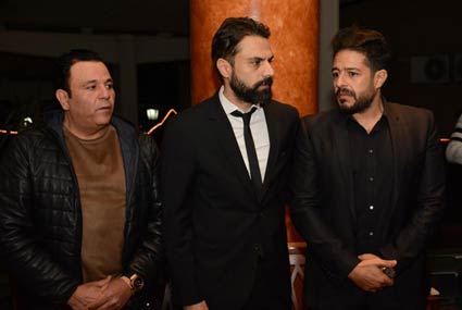 محمد حماقي بجانب أمير طعيمة ومحمد فؤاد