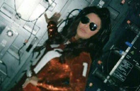 إطلالة أحلام في الحلقة السادسة المباشرة