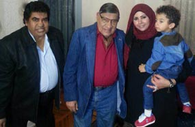 أحمد عدوية وابنته وردة وحفيدة ياسين مع مفيد فوزي