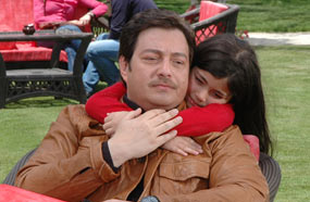 أحمد زاهر وإبنته