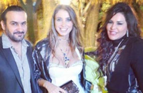 أحلام وزوجها الهاجري مع أنابيلا هلال