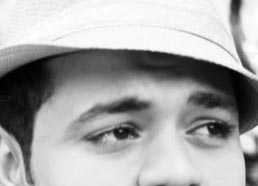 المطرب أحمد مجدي