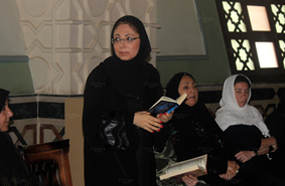 لميس خلال العزاء