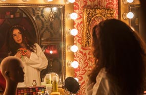 منى زكي في لقطة من المسلسل