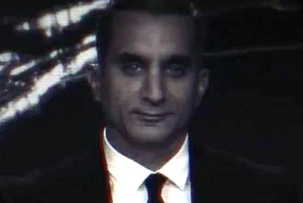 باسم يوسف في لقطته بأغنية كايروكي