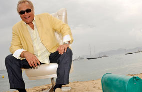 محمود عبد العزيز